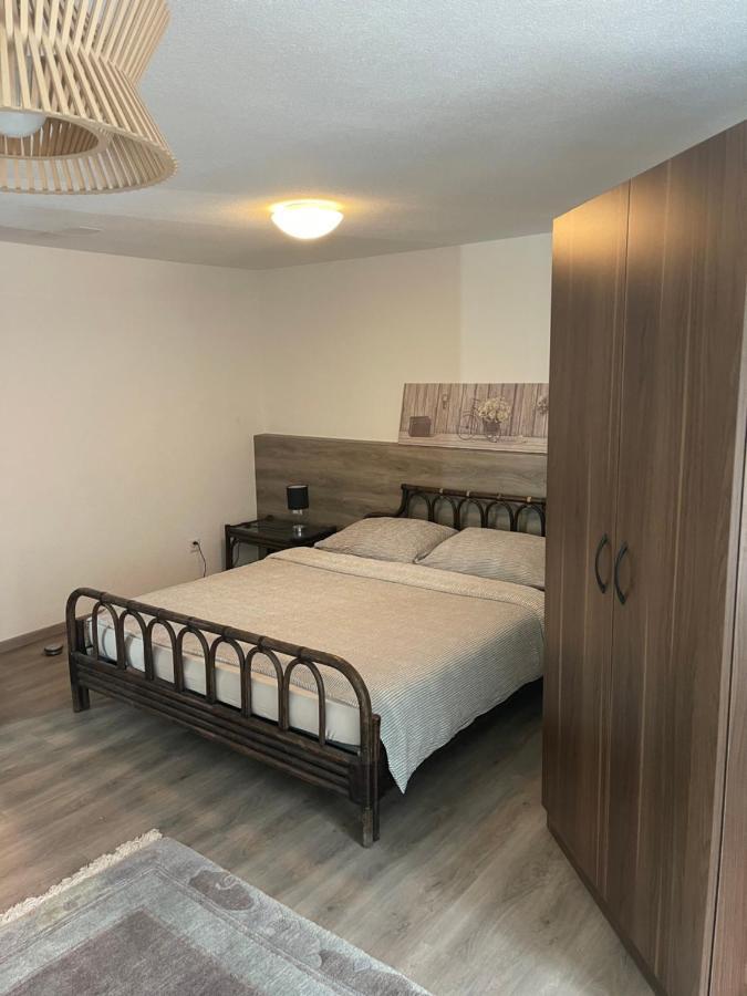 Ferienwohnung Haus Alpenhof Wassen Exterior foto